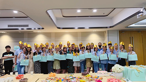 �������ʹ���-׷�󿵽�,����һ������