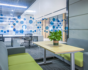 �������ʹ���-׷�󿵽�,����һ������