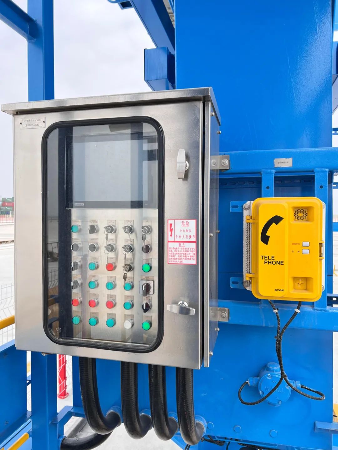 �������ʹ���-׷�󿵽�,����һ������