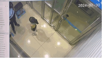 �̿���ʽ�Ծȣ�СŮ���߶�����������������ATM���Ķ������ʹ������ȶԿ�����