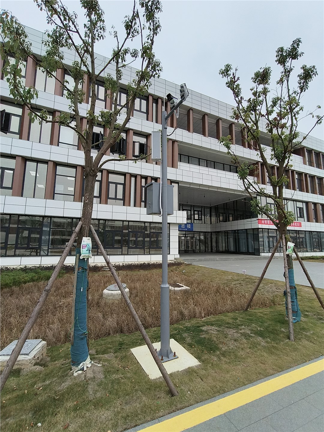 �������ʹ���-׷�󿵽�,����һ������