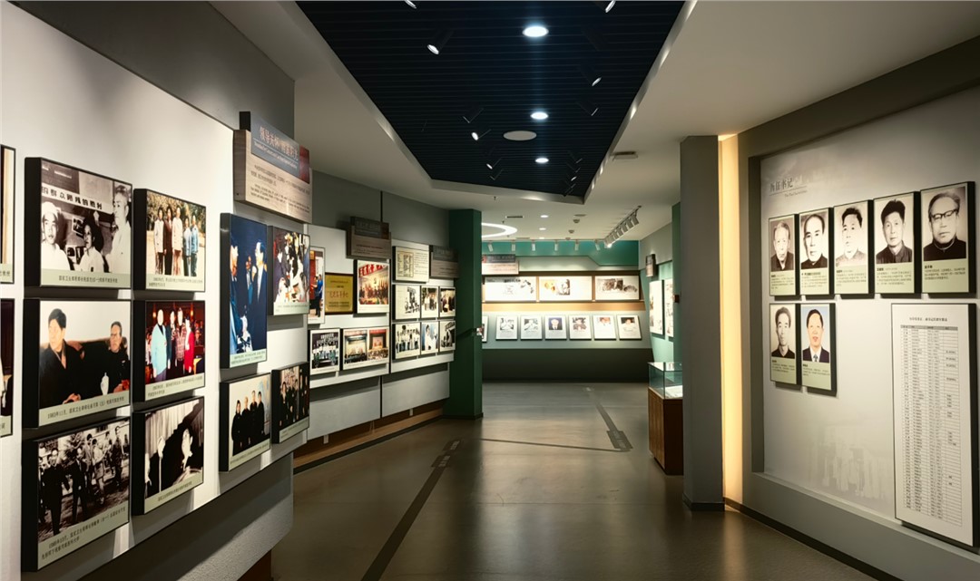 �������ʹ���-׷�󿵽�,����һ������