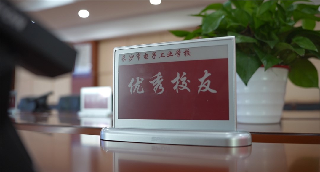 �������ʹ���-׷�󿵽�,����һ������