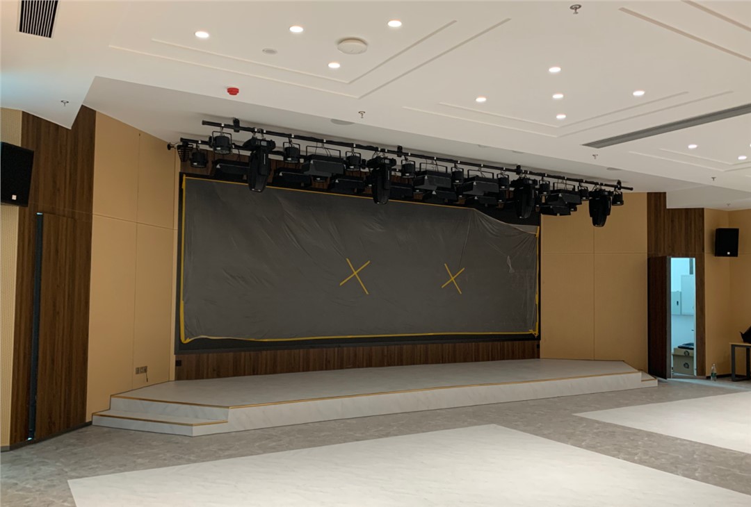 �������ʹ���-׷�󿵽�,����һ������