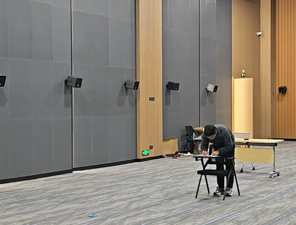 �������ʹ���-׷�󿵽�,����һ������