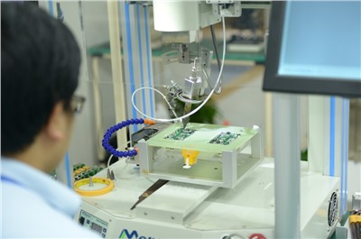 �������ʹ���ͨѶ����ΰ���������·ܽ��������������������ƶ���ҵ�Ƽ���������